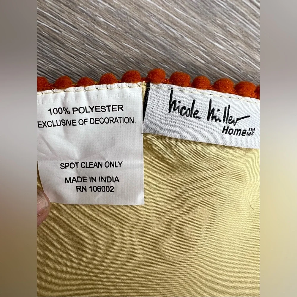 Set of 4-Nicole Miller Fall Placemats